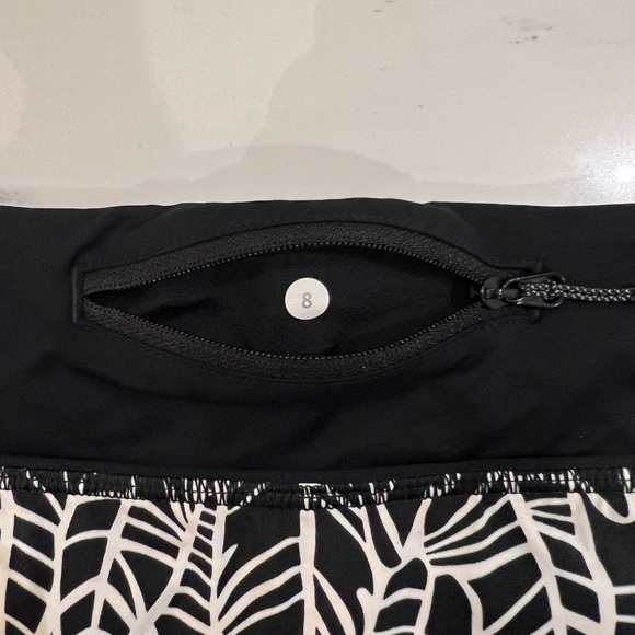 Lululemon Run Speed Short with 2-way Stretch - Picture 12 of 13